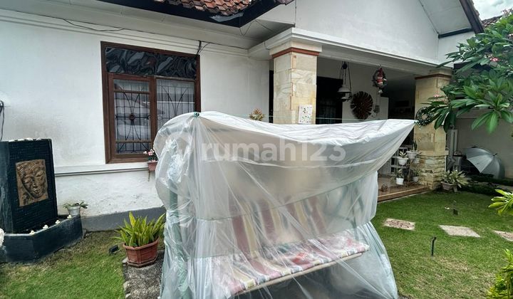 2 Bedroom House with Spacious Yard in Jimbaran 2
