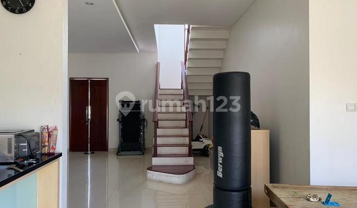 Rumah Dalam Komplek Perumahan One Gate Di Denpasar 