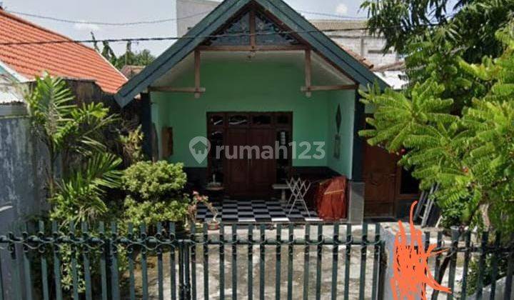 Dijual Rumah Sederhana Tapi Dengan Tanah Yang Luas Di Kebraon 1