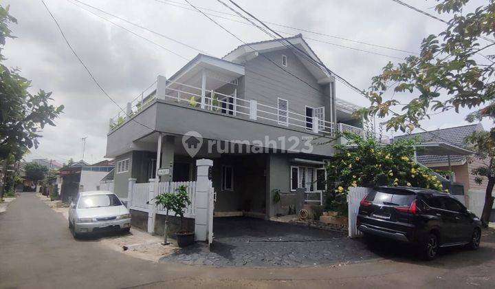 Rumah Hoek Model Farm House Siap Huni di Griya Loka Sektor 1.6 Bsd 1