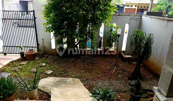 Rumah 2 Lantai pinggir Jalan Raya Nusaloka , Bisa Buat Usaha Rumah 2 Lantai pinggir Jalan Raya Nusaloka , Bisa Buat Usaha