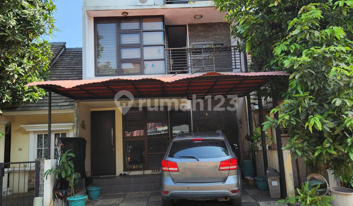 Rumah 3 Lantai Furnished BR 3 di Modern Hill Pondok Cabe Golf Rumah 3 Lantai Furnished BR 3 di Modern Hill Pondok Cabe Golf