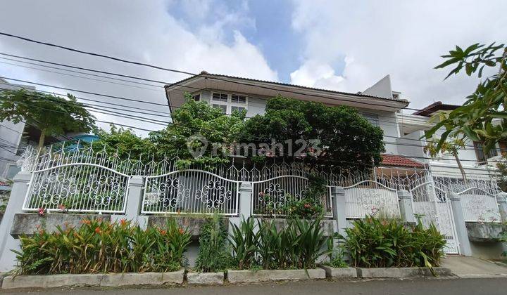 Rumah Hoek Depan Taman Kedoya Baru Residence Jakarta Barat 1