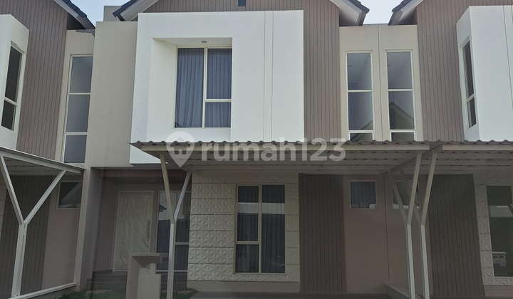 Rumah Bagus 2 Lantai Dekat Fasilitas Umum Komplek Tangerang Rumah Bagus 2 Lantai Dekat Fasilitas Umum Komplek Tangerang