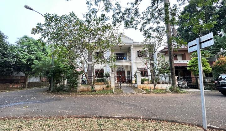 Rumah Bagus Mewah Siap Huni  Di Giriloka 2 Tangerang Selatan