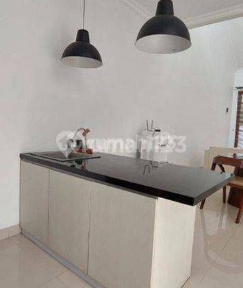 Rumah Bagus 2 Lantai Semi Furnished Dekat Sekolah, Pasar Modern Bsd Nusaloka 2