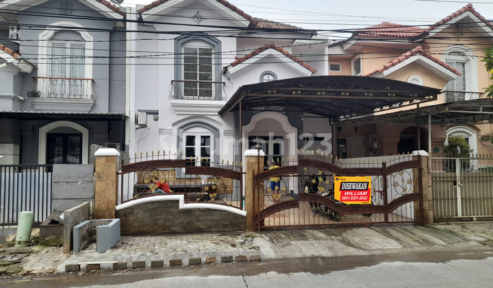 Nice House Ready to Occupy Can be Used for Business Nusaloka BSD Nice House Ready to Occupy Can be Used for Business Nusaloka BSD