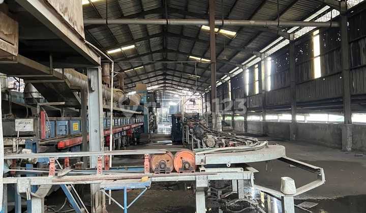 Ex. Ceramic Factory &#43; Machinery in one area in Bogor