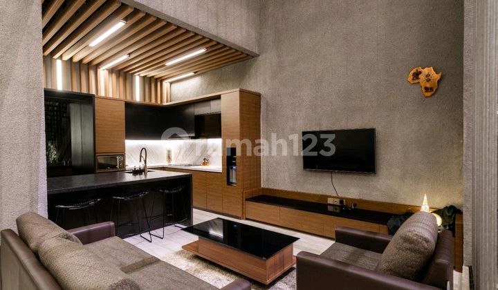 Rumah Mewah 4 Lantai Furnished Siap Huni Di Tanjung Duren