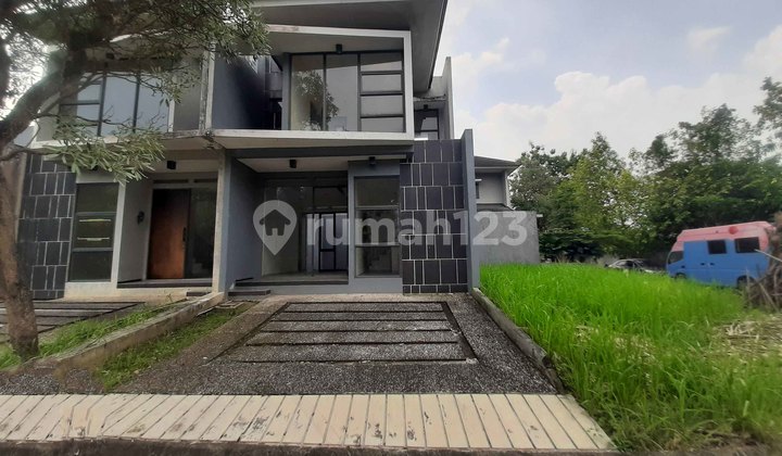 Rumah 2 Lantai Siap Huni di Golden Park 2 Serpong