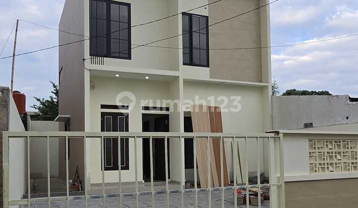 Nice 2-Story House Ready to Occupy in Bumi Puspitek Asri Tangerang