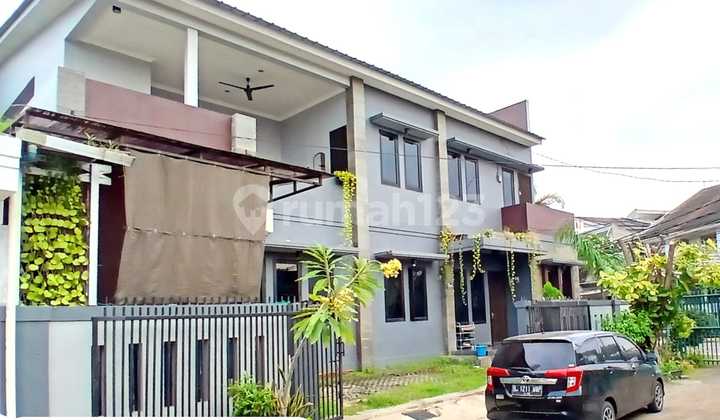 Strategic house on the side of Villa Bintaro Road, South Tangerang. 2