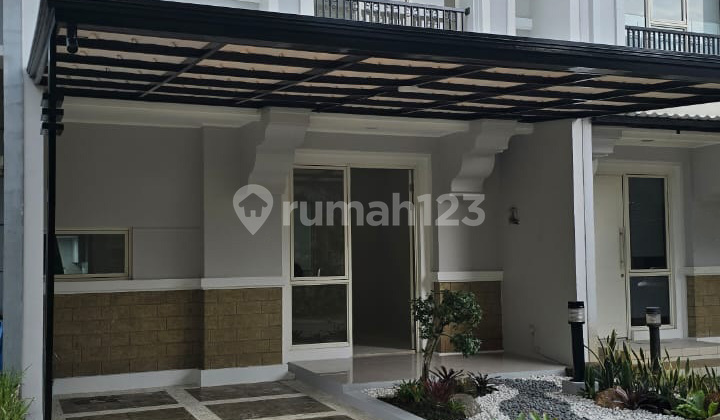 Renovated Ready-to-Live-in House BSD Sevilla Park, South Tangerang Renovated Ready-to-Live-in House BSD Sevilla Park, South Tangerang