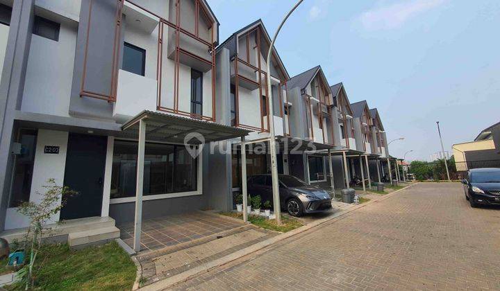 Disewakan Rumah 2 Lantai Baru di Cluster Yuthica Bsd City Tangerang Selatan 2