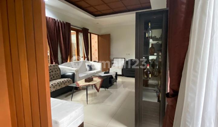 Rumah Bagus Lokasi Strategis dekat Tol Serpong di The castilla BSD City Rumah Bagus Lokasi Strategis dekat Tol Serpong di The castilla BSD City