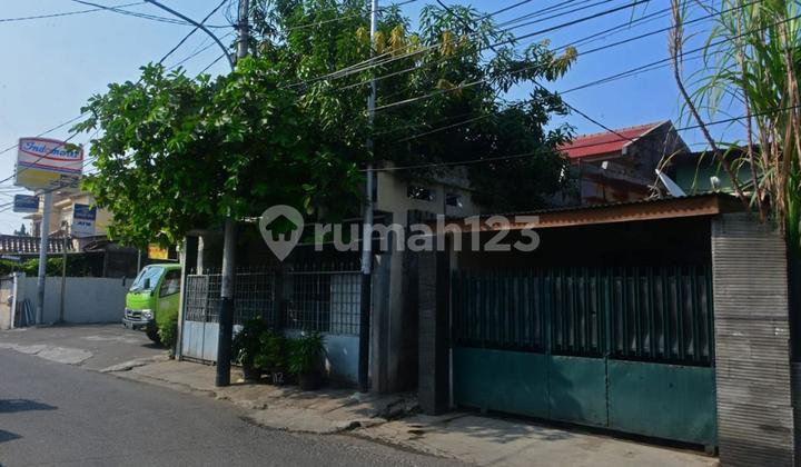 Rumah Cocok Tempat Usaha Cafe, Kantor, Minimarket Kebayoran Lama