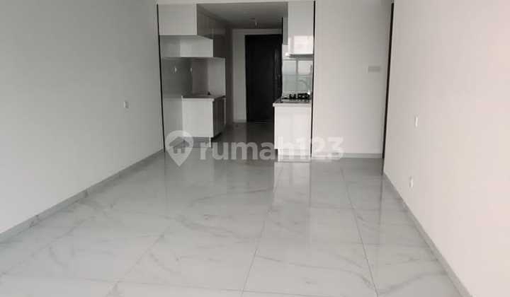Apartment 3 BR Nice Semi Furnished Apartment Sky House BSD 25th Floor