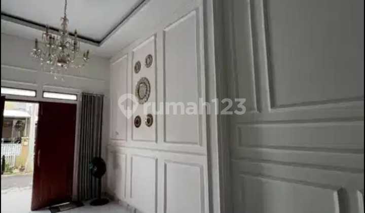 Rumah 2 Lantai interior Klasis BR 3 di Graha Raya Bintaro Tangerang Selatan 1