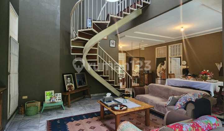 Rumah Nyaman ada Swimming Pool di Pondok Labu, Jakarta Selatan 2