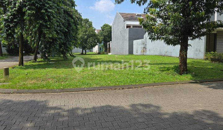 Kavling Hook Bentuk Kotak di Cluster Albera, Foresta BSD