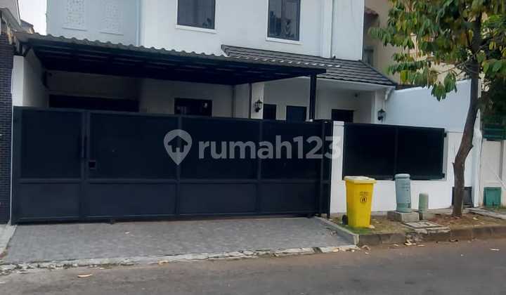 Rumah Classic Modern Full Furnished di Giri Loka BSD