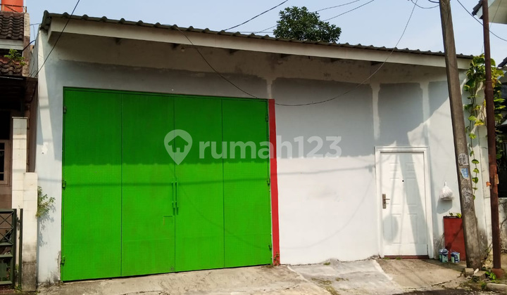 Ready-to-Use Warehouse in Villa Melati Mas, South Tangerang