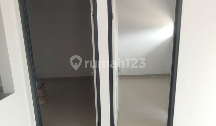 Rumah 2 Lantai Nuansa Pedesaan di Kota Bekasi 2