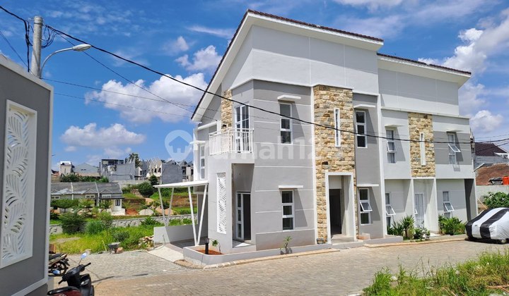 Hunian Cantik 2 lantai di Depok 1