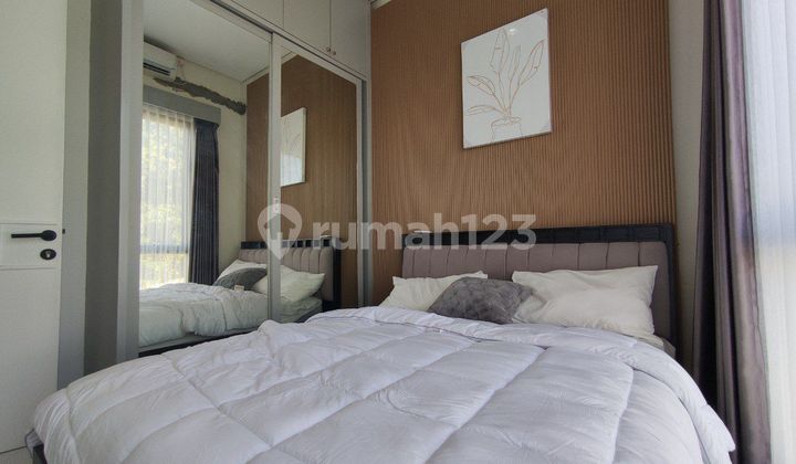 Hunian Keluarga Dengan Fasilitas Swimming Pool Hunian Keluarga Dengan Fasilitas Swimming Pool