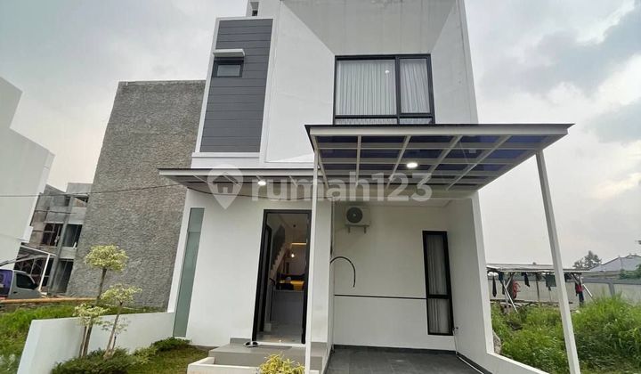 Rumah Super Strategis Hanya 3 Menit Menuju Restoran Rumah Super Strategis Hanya 3 Menit Menuju Restoran