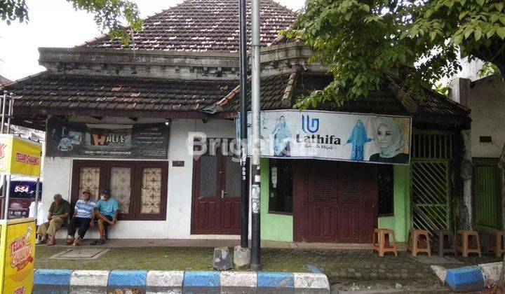 Rumah Nol Jalan Ahmad Yani Barat Tulungagung 2