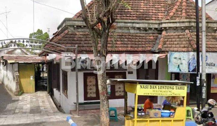 Rumah Nol Jalan Ahmad Yani Barat Tulungagung 1