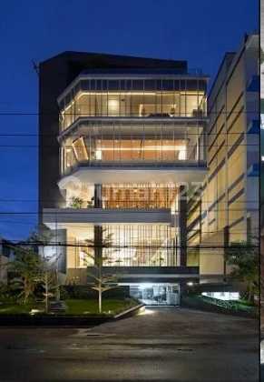 Perkantoran Bagus 2250 m2 HGB Embong Kenongo