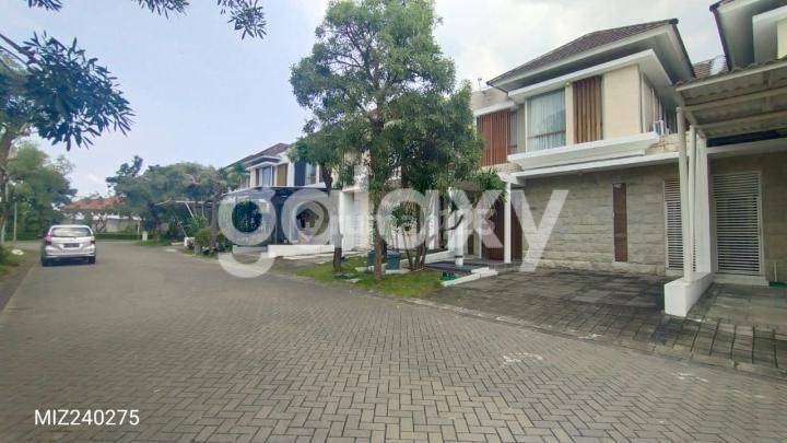 Rumah 2 Lantai Di Greenhill Citraland Surabaya Barat 1