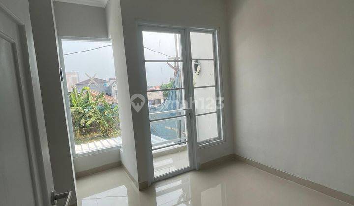 Rumah 2 Lantai Dicilangkap Harga Murah 2