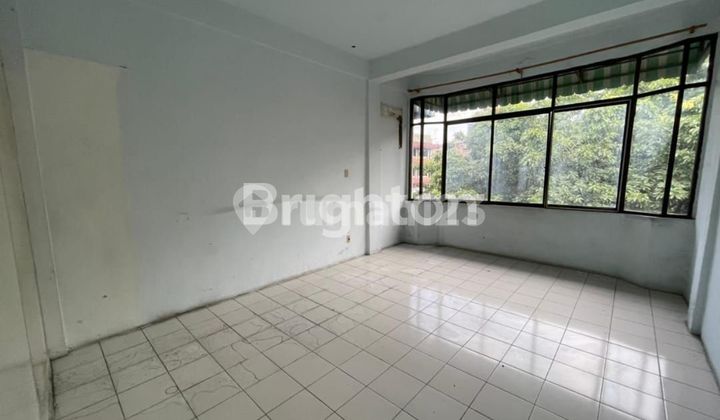 Ruko Tempat Usaha  2