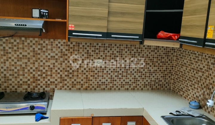 1 Lot House, Furnished, Neat and Clean, Ready to Occupy, in the BSD Nusaloka Area. 1 Lot House, Furnished, Neat and Clean, Ready to Occupy, in the BSD Nusaloka Area.