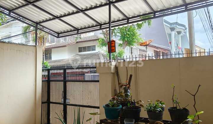 Rumah 2 Lat Bagus, Siap Huni, Di Kawasan Jakarta Barat 1