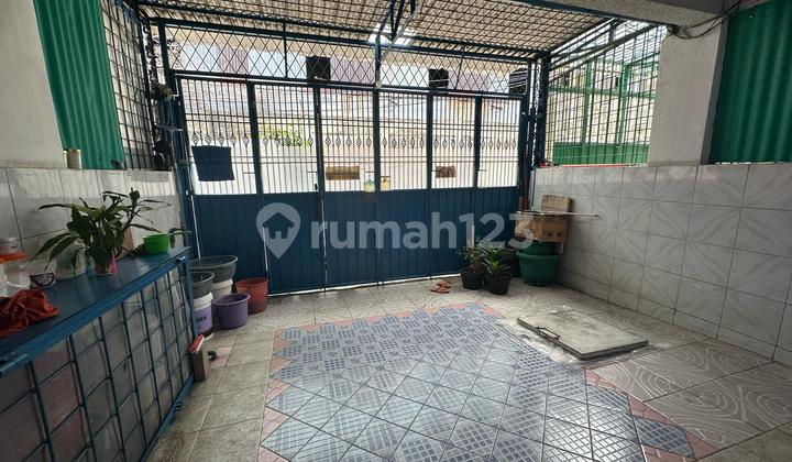 Rumah 3.5 Lat. Siap Huni. Di Area Jakarta Barat Shm Rumah 3.5 Lat. Siap Huni. Di Area Jakarta Barat Shm