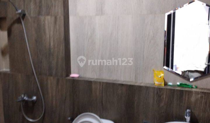 Rumah 2 Lat Cantik, Asri, Unfurnished, Siap Huni, Di Kawasan Griya Loka Bsd Tangerang Selatan 