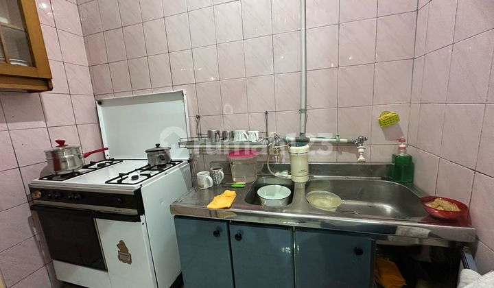 Rumah 3.5 Lat. Siap Huni. Di Area Jakarta Barat Shm Rumah 3.5 Lat. Siap Huni. Di Area Jakarta Barat Shm