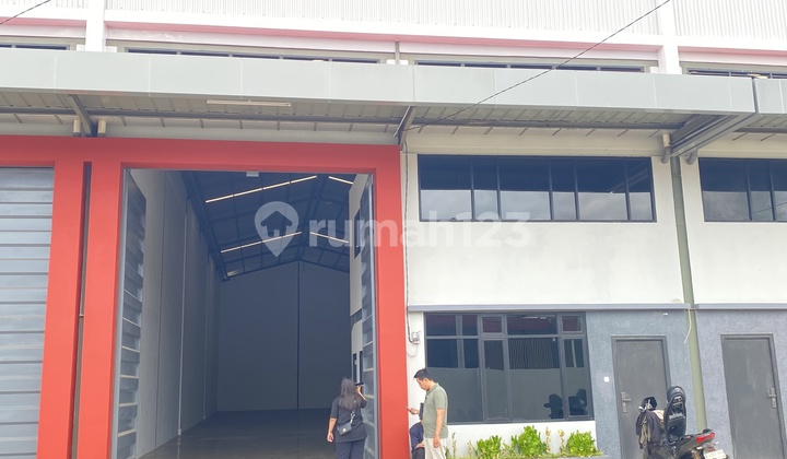 Warehouse Rental Daan Mogot Baru by the Main Road Warehouse Rental Daan Mogot Baru by the Main Road
