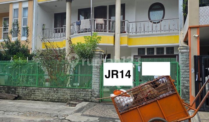 Rumah Lt 200 M² (10 X 20) , 3 Lantai , & 100% Bebas Banjir Di Taman Palem Lestari 2