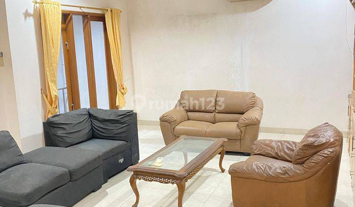 For Rent Rumah 10 X 20 & 2½ Lantai Di Taman Palem Lestari 1