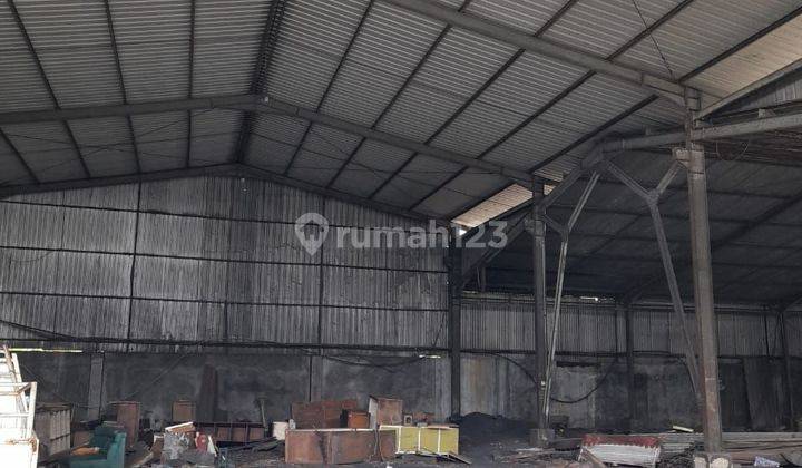 DI JUAL GUDANG LUAS TANAH 2.600M² PINGGIR JALAN RAYA 1