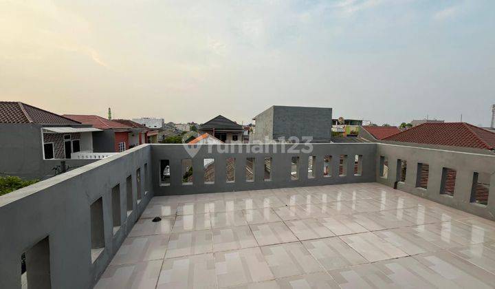 DIJUAL RUMAH 3 LANTAI DI CIPONDOH MAKMUR 1