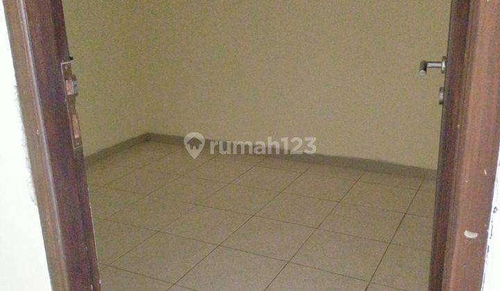 Dijual Cepat Rumah 2 Lantai Tempat Nyaman Dan Adem. Simprug Poris Blok G  2