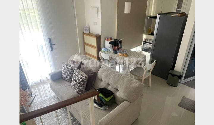 Dijual Rumah 2 Lt Semi Furnished Cluster Virginia Village Serpong 2