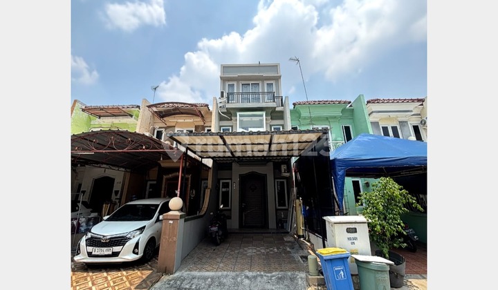 For Sale 4x18 Furnished Ready-to-Occupy House in Puri Permata Mediterania