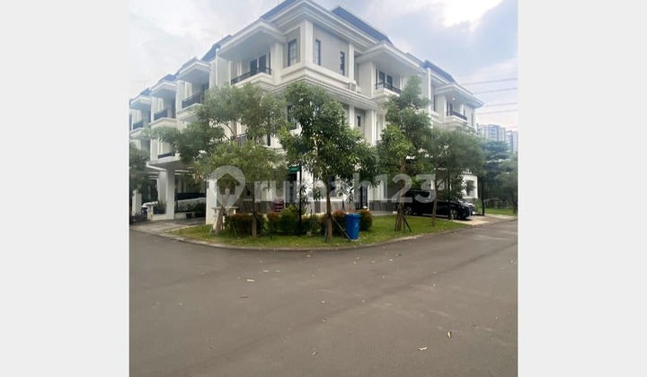 Dijual Rumah 3 Lt Hook Semi Furnished Cluster Winona Alam Sutera
